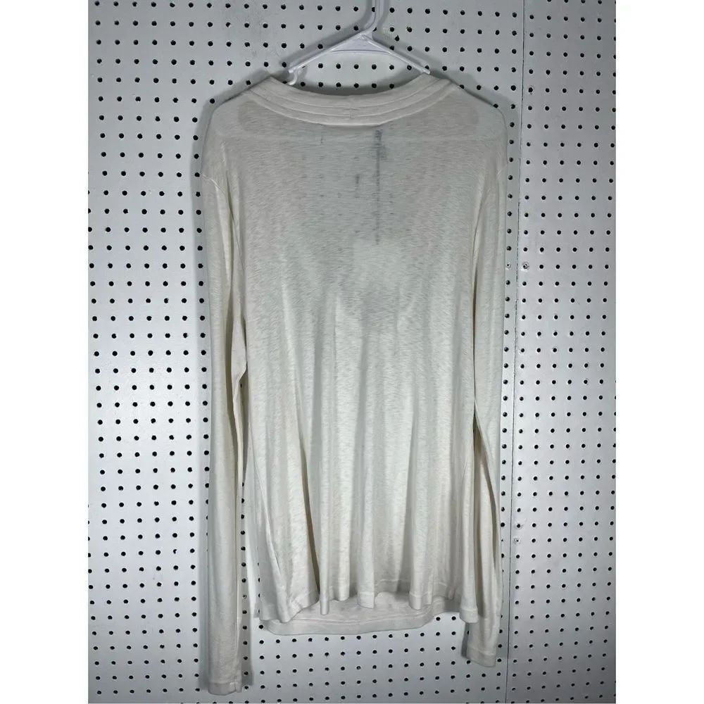 Three Dots blouse - Picture 2 of 5